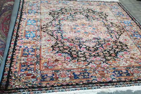 قیمت خرید قالی طرح سالاری با فروش عمده